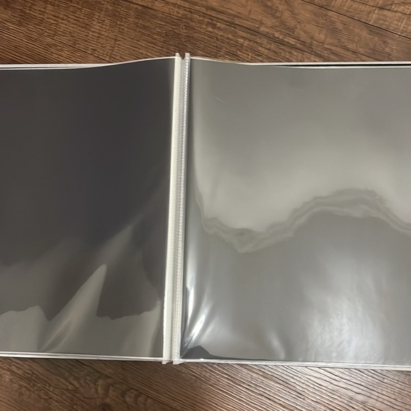 Scrapbooks - Picture 3 of 4